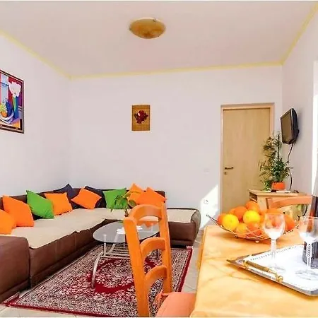 Appartement Yellow House