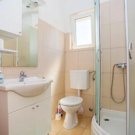 Yellow House * Stone Harbor